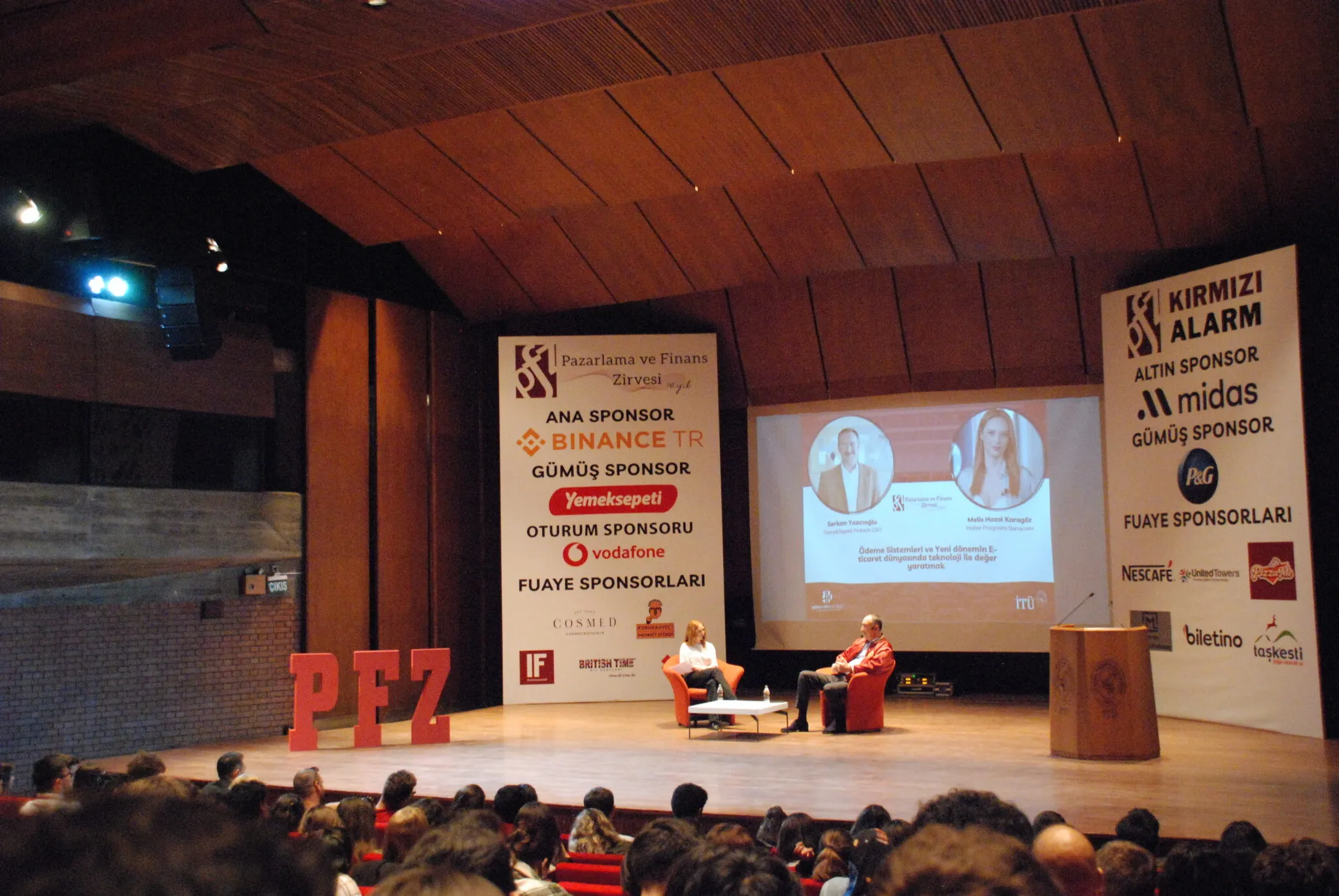 Etkinlik fotoğrafı