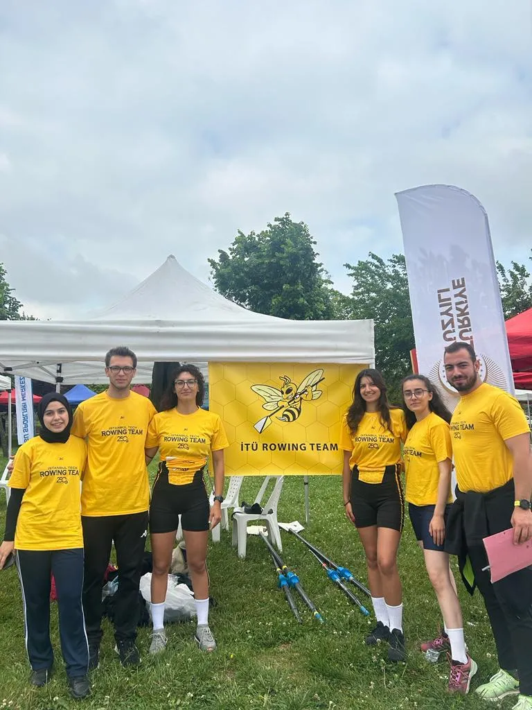 TÜSF Türkiye Üniversiteler Kürek Şampiyonası Kadınlar İkinciliği